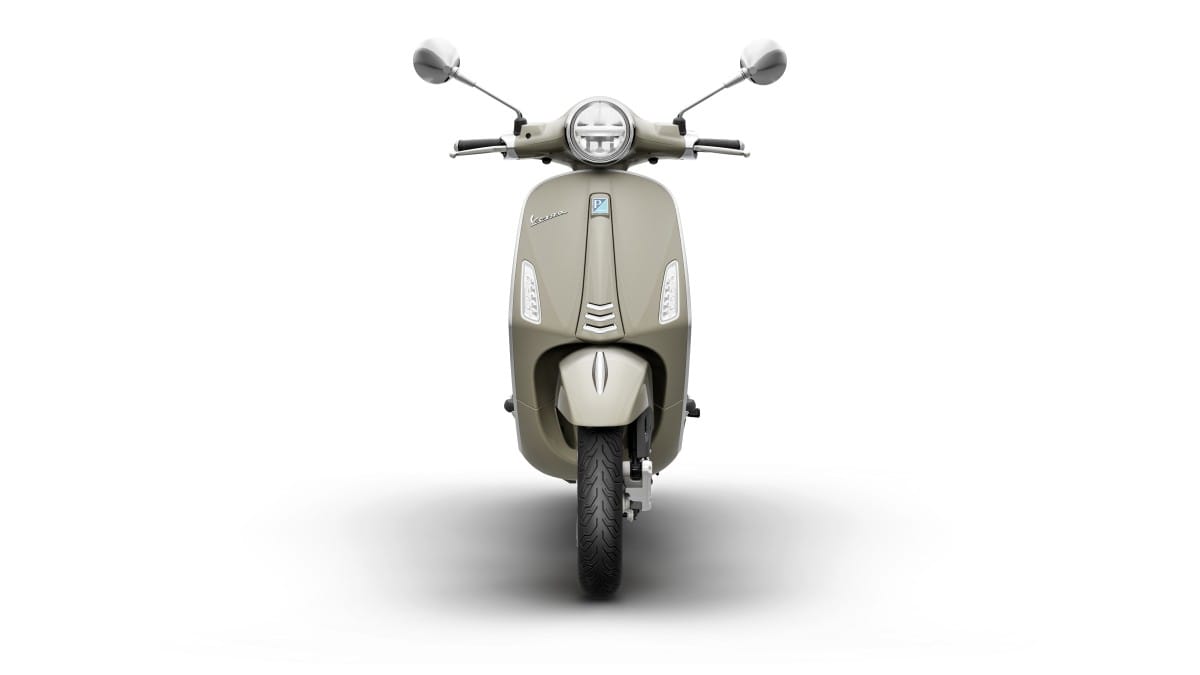 Alternative view of Vespa Primavera S 2026 Giallo